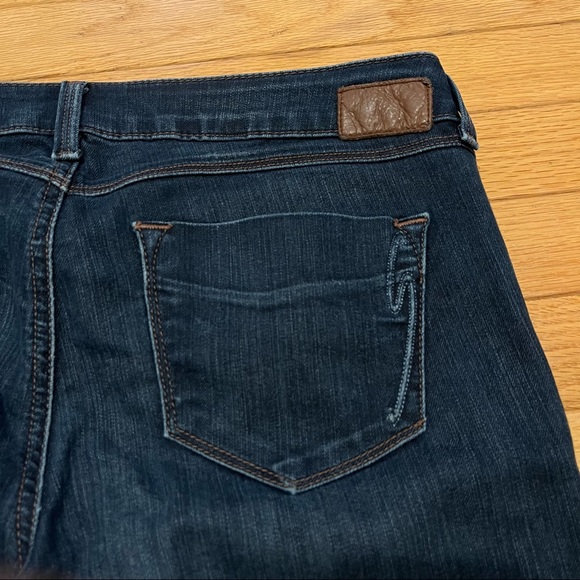 Design Lab Dark Wash Bowery Bootcut Jeans - Picture 15 of 15